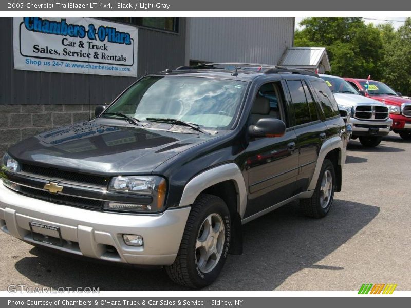 Black / Light Gray 2005 Chevrolet TrailBlazer LT 4x4