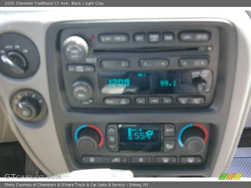 Black / Light Gray 2005 Chevrolet TrailBlazer LT 4x4