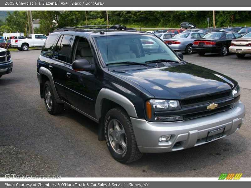 Black / Light Gray 2005 Chevrolet TrailBlazer LT 4x4
