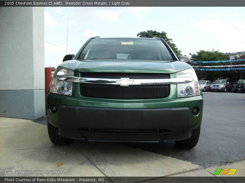 Meander Green Metallic / Light Gray 2005 Chevrolet Equinox LS AWD