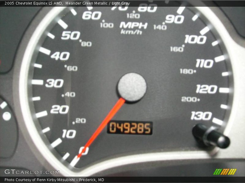 Meander Green Metallic / Light Gray 2005 Chevrolet Equinox LS AWD
