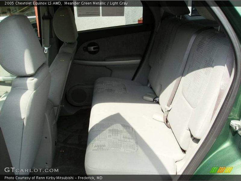Meander Green Metallic / Light Gray 2005 Chevrolet Equinox LS AWD