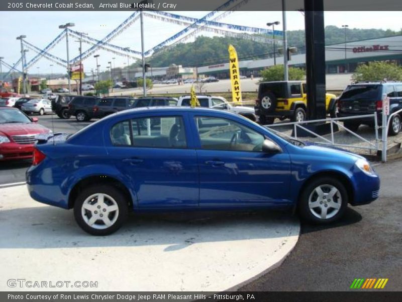 Arrival Blue Metallic / Gray 2005 Chevrolet Cobalt Sedan