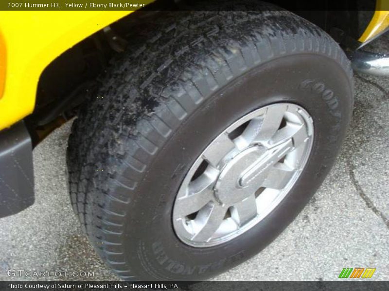 Yellow / Ebony Black/Pewter 2007 Hummer H3