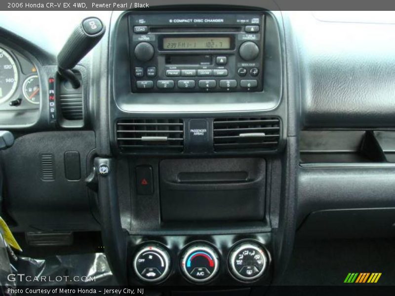 Pewter Pearl / Black 2006 Honda CR-V EX 4WD