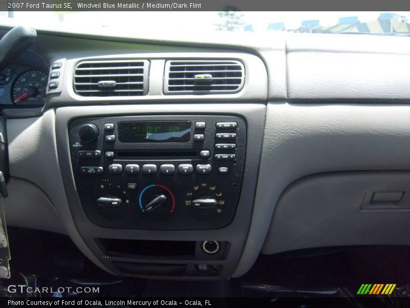 Windveil Blue Metallic / Medium/Dark Flint 2007 Ford Taurus SE