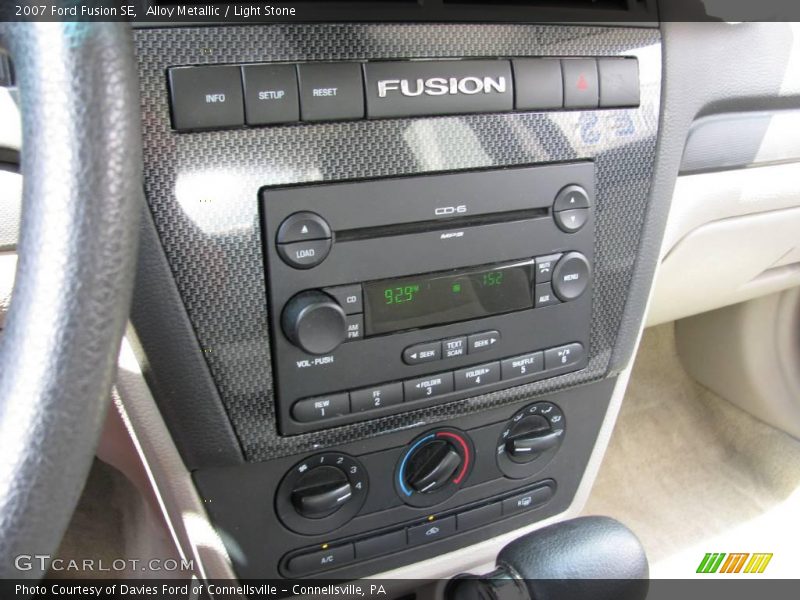 Alloy Metallic / Light Stone 2007 Ford Fusion SE