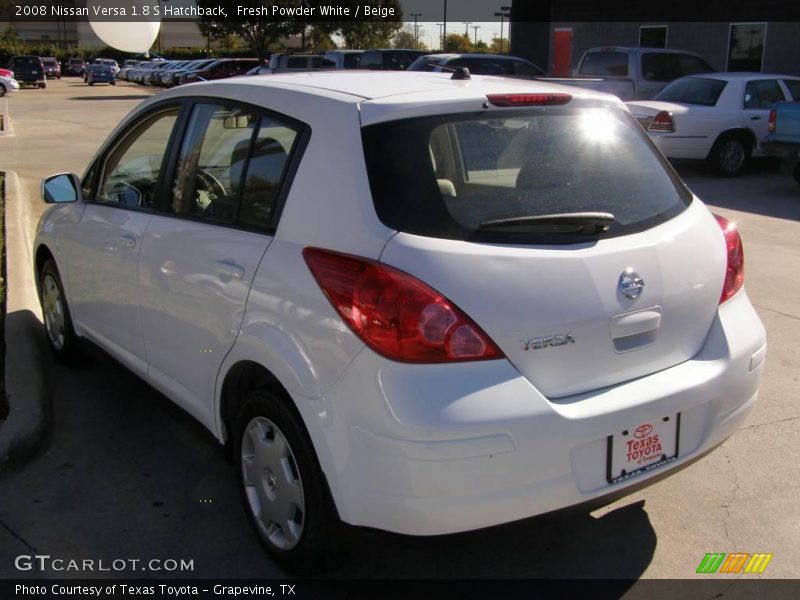 Fresh Powder White / Beige 2008 Nissan Versa 1.8 S Hatchback