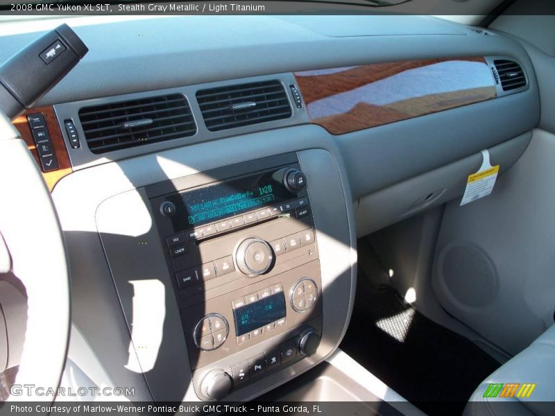 Stealth Gray Metallic / Light Titanium 2008 GMC Yukon XL SLT