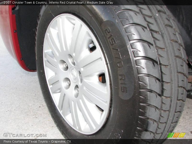 Inferno Red Crystal Pearl / Medium Slate Gray 2007 Chrysler Town & Country