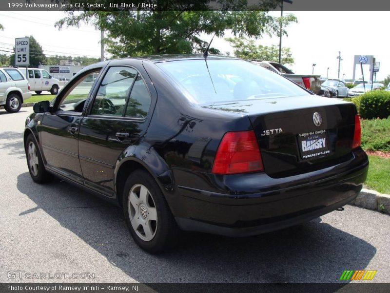 Uni Black / Beige 1999 Volkswagen Jetta GLS Sedan