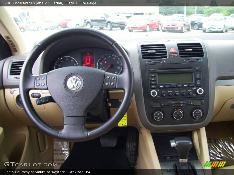 Black / Pure Beige 2006 Volkswagen Jetta 2.5 Sedan