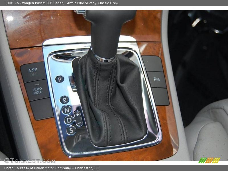 Arctic Blue Silver / Classic Grey 2006 Volkswagen Passat 3.6 Sedan