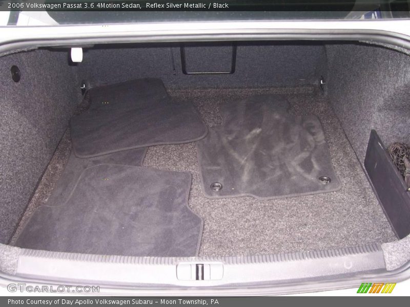 Reflex Silver Metallic / Black 2006 Volkswagen Passat 3.6 4Motion Sedan