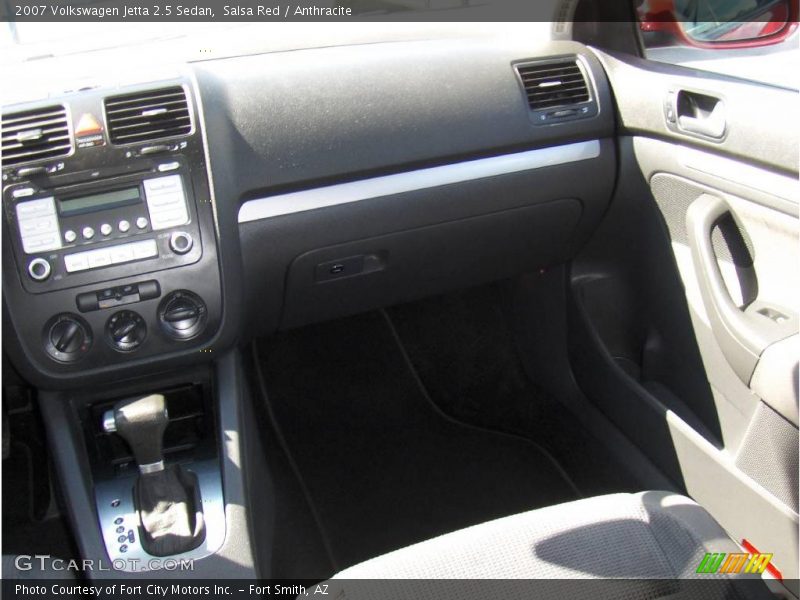 Salsa Red / Anthracite 2007 Volkswagen Jetta 2.5 Sedan