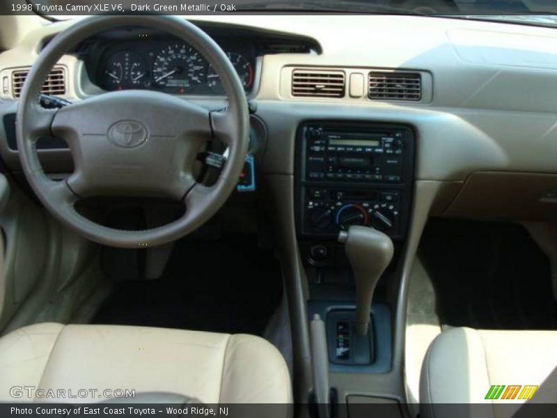 Dark Green Metallic / Oak 1998 Toyota Camry XLE V6