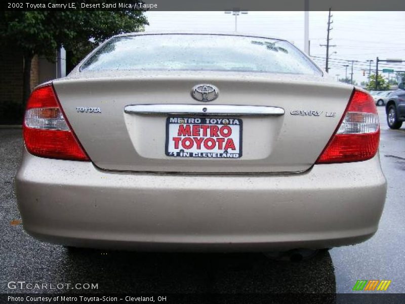 Desert Sand Mica / Taupe 2002 Toyota Camry LE