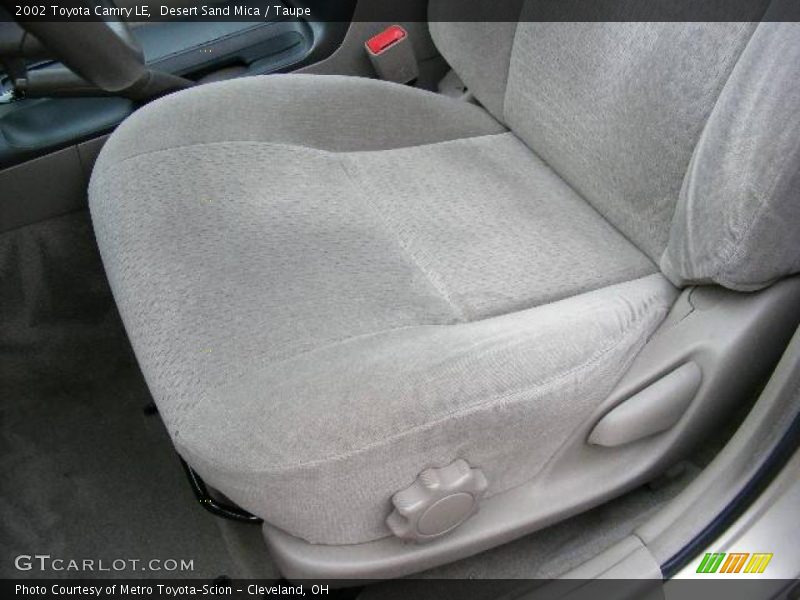 Desert Sand Mica / Taupe 2002 Toyota Camry LE