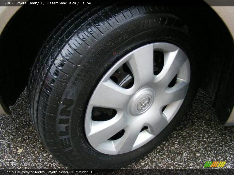 Desert Sand Mica / Taupe 2002 Toyota Camry LE