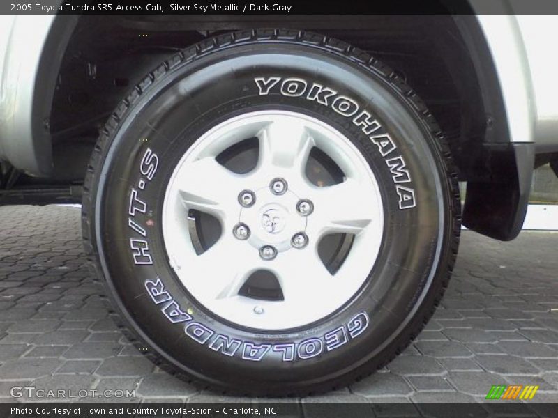 Silver Sky Metallic / Dark Gray 2005 Toyota Tundra SR5 Access Cab