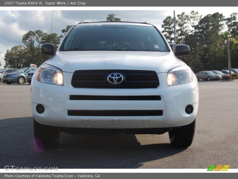 Super White / Ash Gray 2007 Toyota RAV4 I4