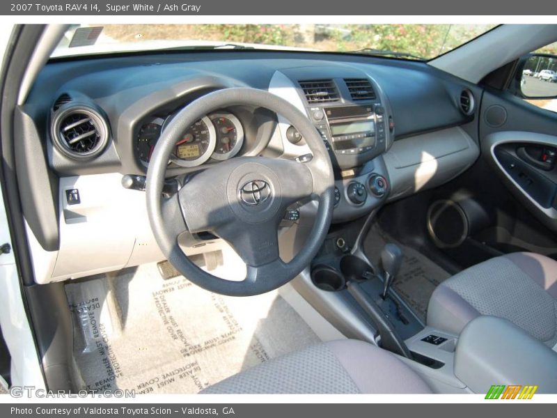 Super White / Ash Gray 2007 Toyota RAV4 I4