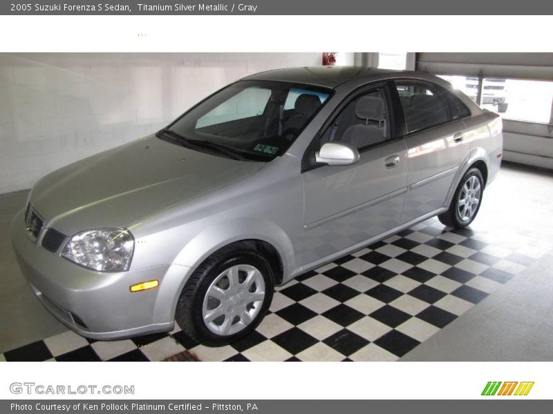 Titanium Silver Metallic / Gray 2005 Suzuki Forenza S Sedan