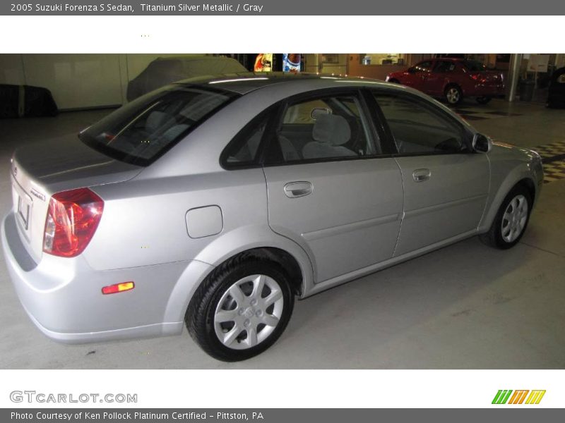Titanium Silver Metallic / Gray 2005 Suzuki Forenza S Sedan