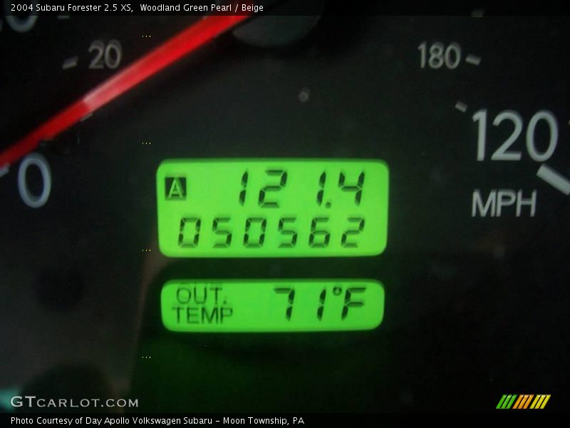 Woodland Green Pearl / Beige 2004 Subaru Forester 2.5 XS