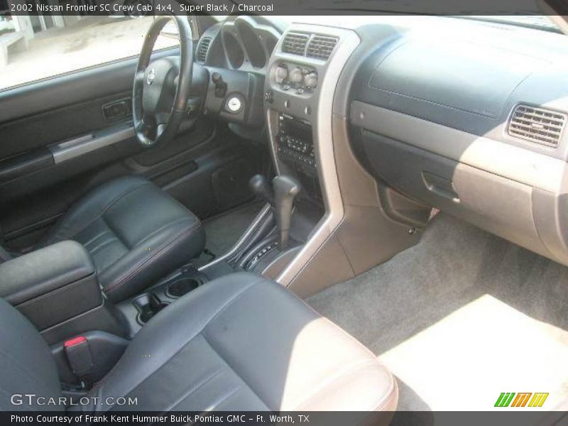 Super Black / Charcoal 2002 Nissan Frontier SC Crew Cab 4x4