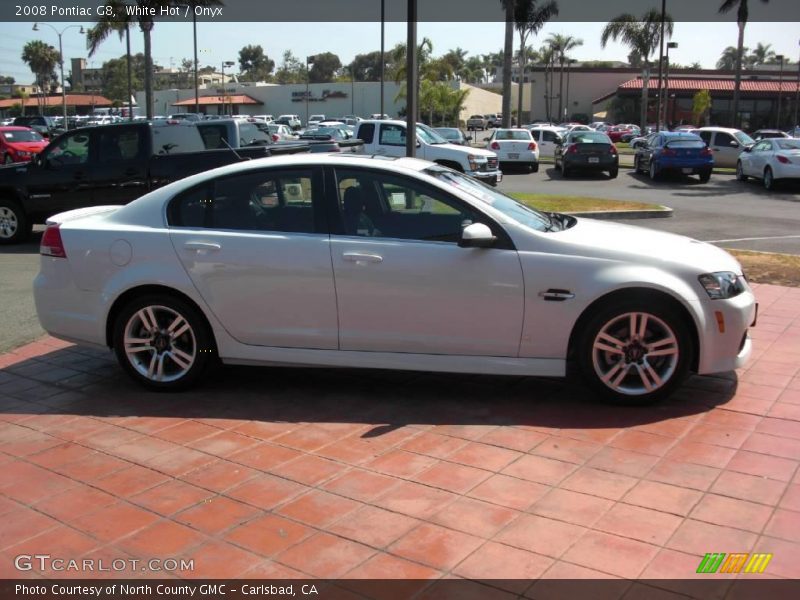 White Hot / Onyx 2008 Pontiac G8