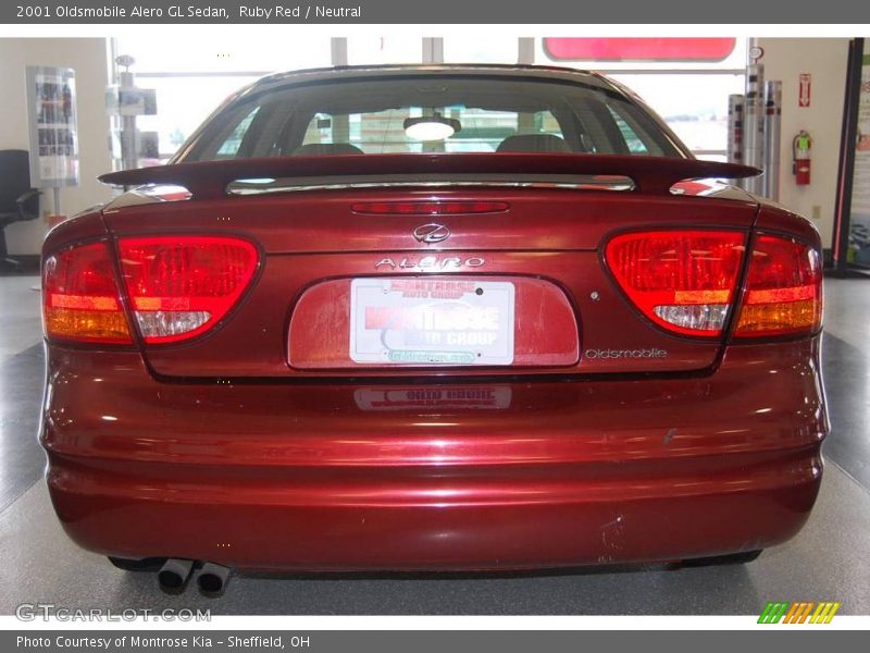 Ruby Red / Neutral 2001 Oldsmobile Alero GL Sedan