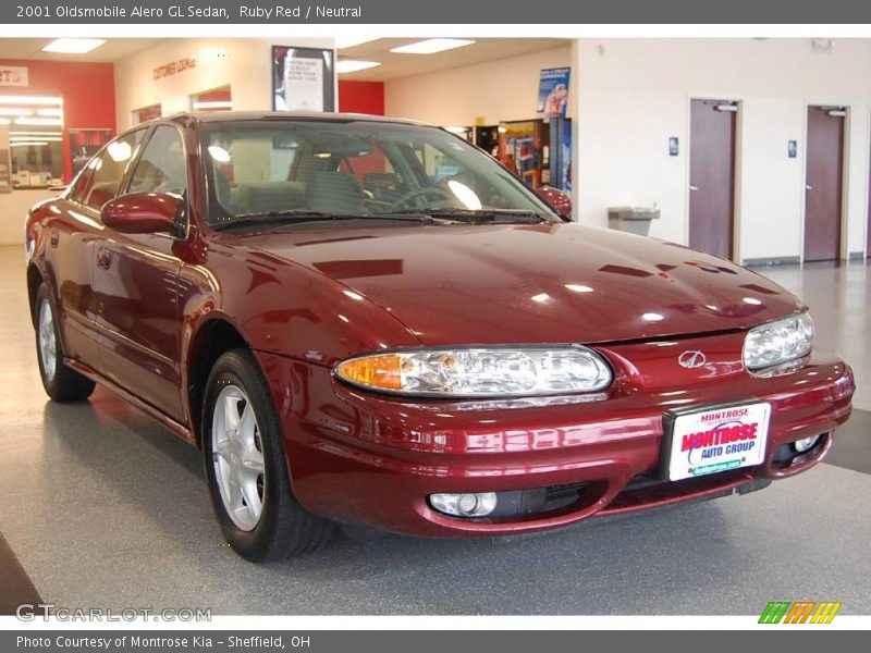Ruby Red / Neutral 2001 Oldsmobile Alero GL Sedan