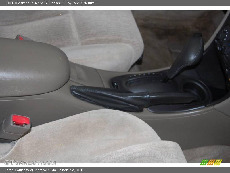 Ruby Red / Neutral 2001 Oldsmobile Alero GL Sedan