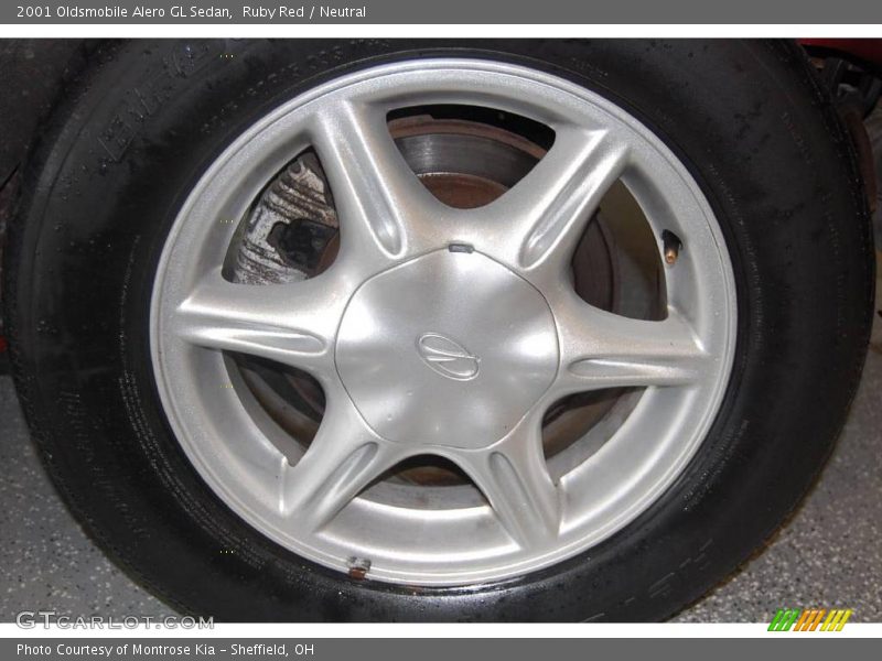 Ruby Red / Neutral 2001 Oldsmobile Alero GL Sedan