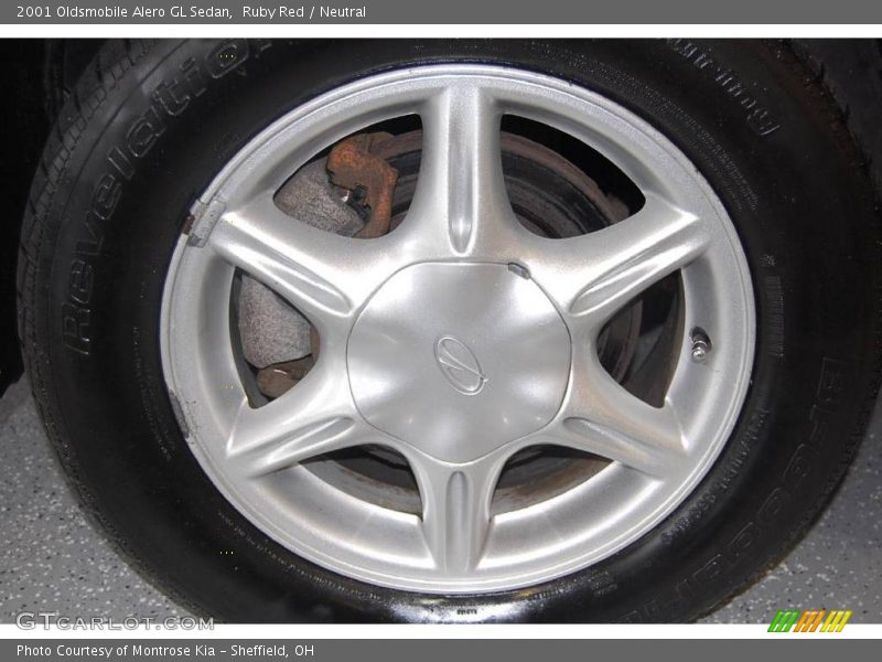 Ruby Red / Neutral 2001 Oldsmobile Alero GL Sedan