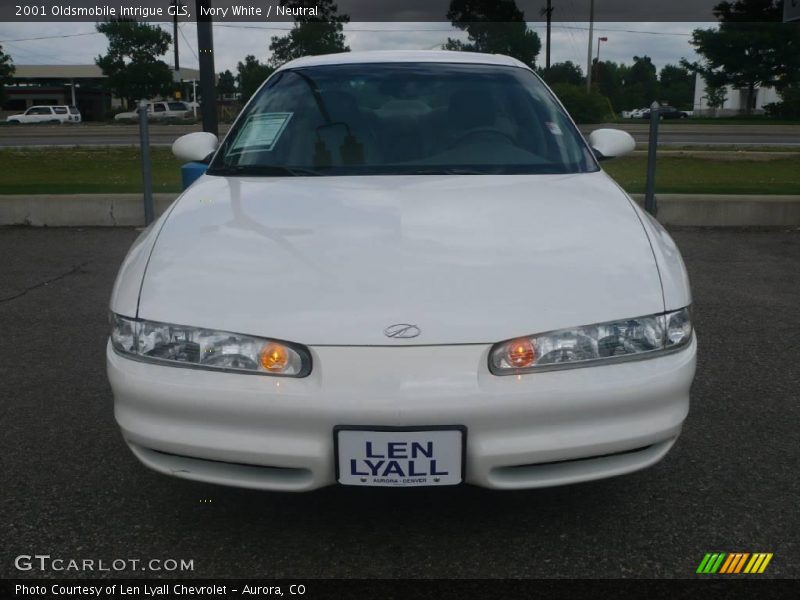 Ivory White / Neutral 2001 Oldsmobile Intrigue GLS