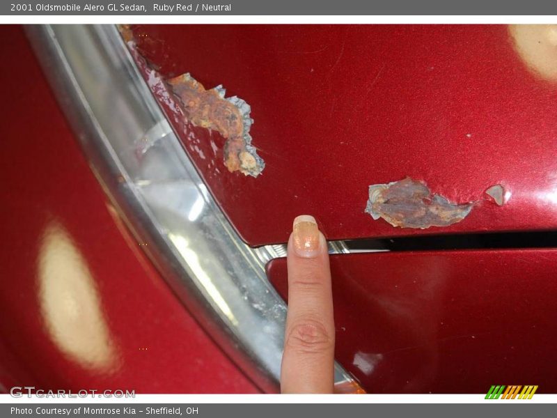 Ruby Red / Neutral 2001 Oldsmobile Alero GL Sedan