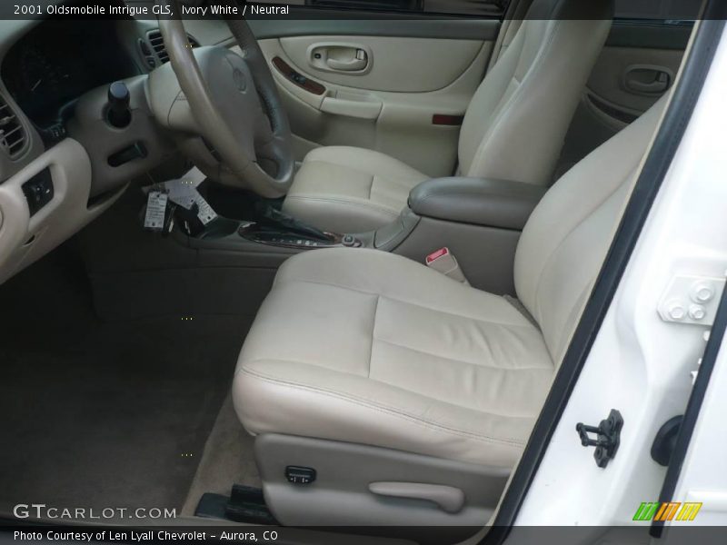 Ivory White / Neutral 2001 Oldsmobile Intrigue GLS