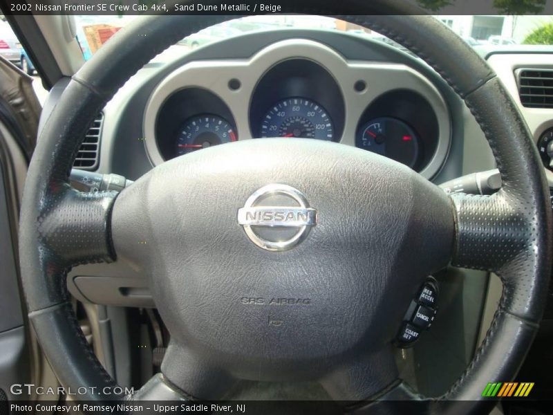 Sand Dune Metallic / Beige 2002 Nissan Frontier SE Crew Cab 4x4
