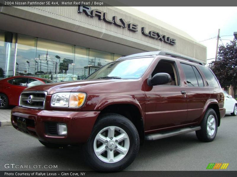 Merlot Red Pearl / Beige 2004 Nissan Pathfinder SE 4x4