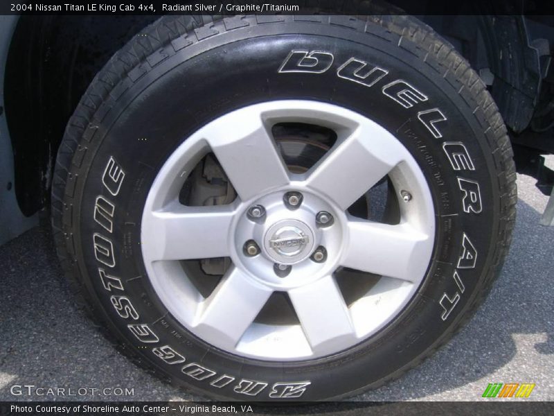 Radiant Silver / Graphite/Titanium 2004 Nissan Titan LE King Cab 4x4
