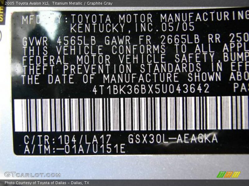 Titanium Metallic / Graphite Gray 2005 Toyota Avalon XLS