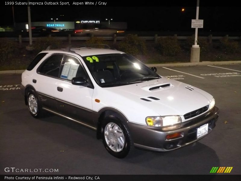 Aspen White / Gray 1999 Subaru Impreza Outback Sport
