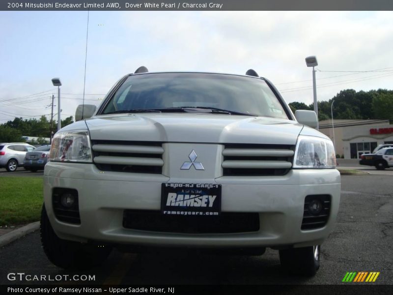 Dover White Pearl / Charcoal Gray 2004 Mitsubishi Endeavor Limited AWD