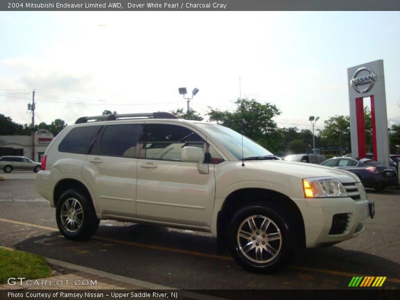 Dover White Pearl / Charcoal Gray 2004 Mitsubishi Endeavor Limited AWD