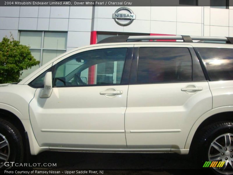 Dover White Pearl / Charcoal Gray 2004 Mitsubishi Endeavor Limited AWD