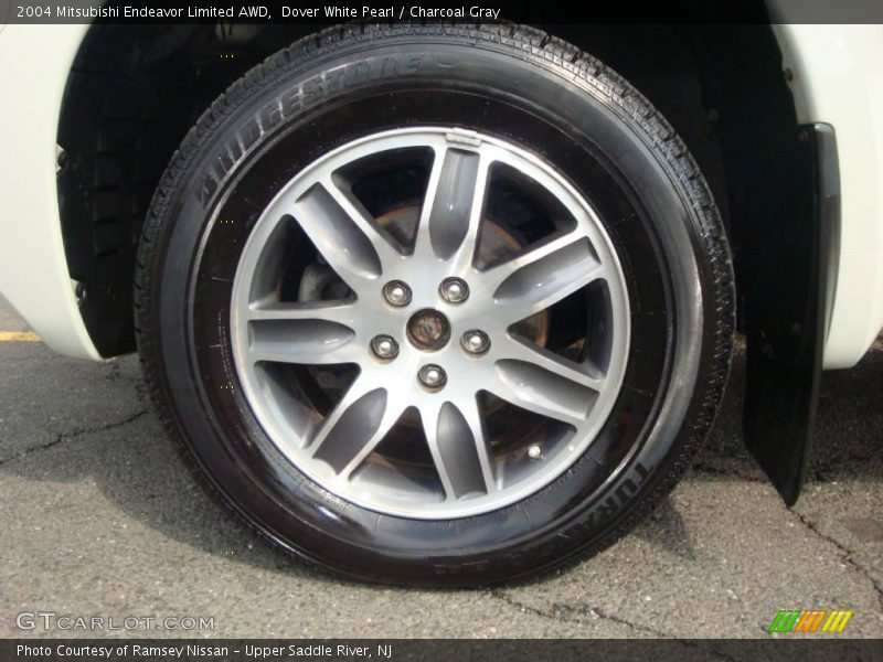 Dover White Pearl / Charcoal Gray 2004 Mitsubishi Endeavor Limited AWD