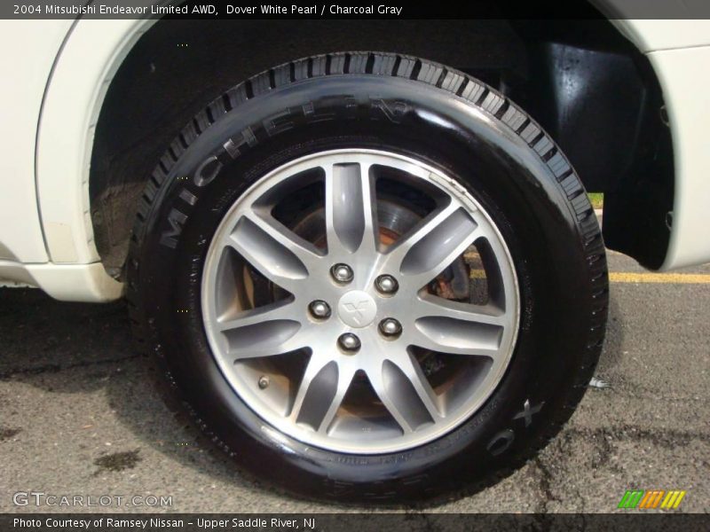 Dover White Pearl / Charcoal Gray 2004 Mitsubishi Endeavor Limited AWD