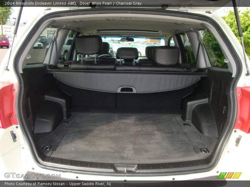 Dover White Pearl / Charcoal Gray 2004 Mitsubishi Endeavor Limited AWD